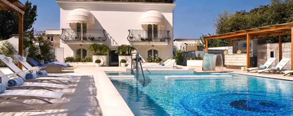 Outdoor pool of Villa Blu Capri